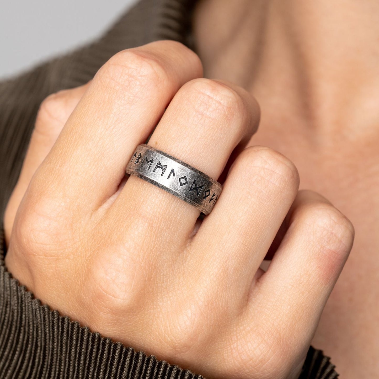 Nordischer Runenring – Wikinger Runenschrift – Nordische Runen – Edelstahl