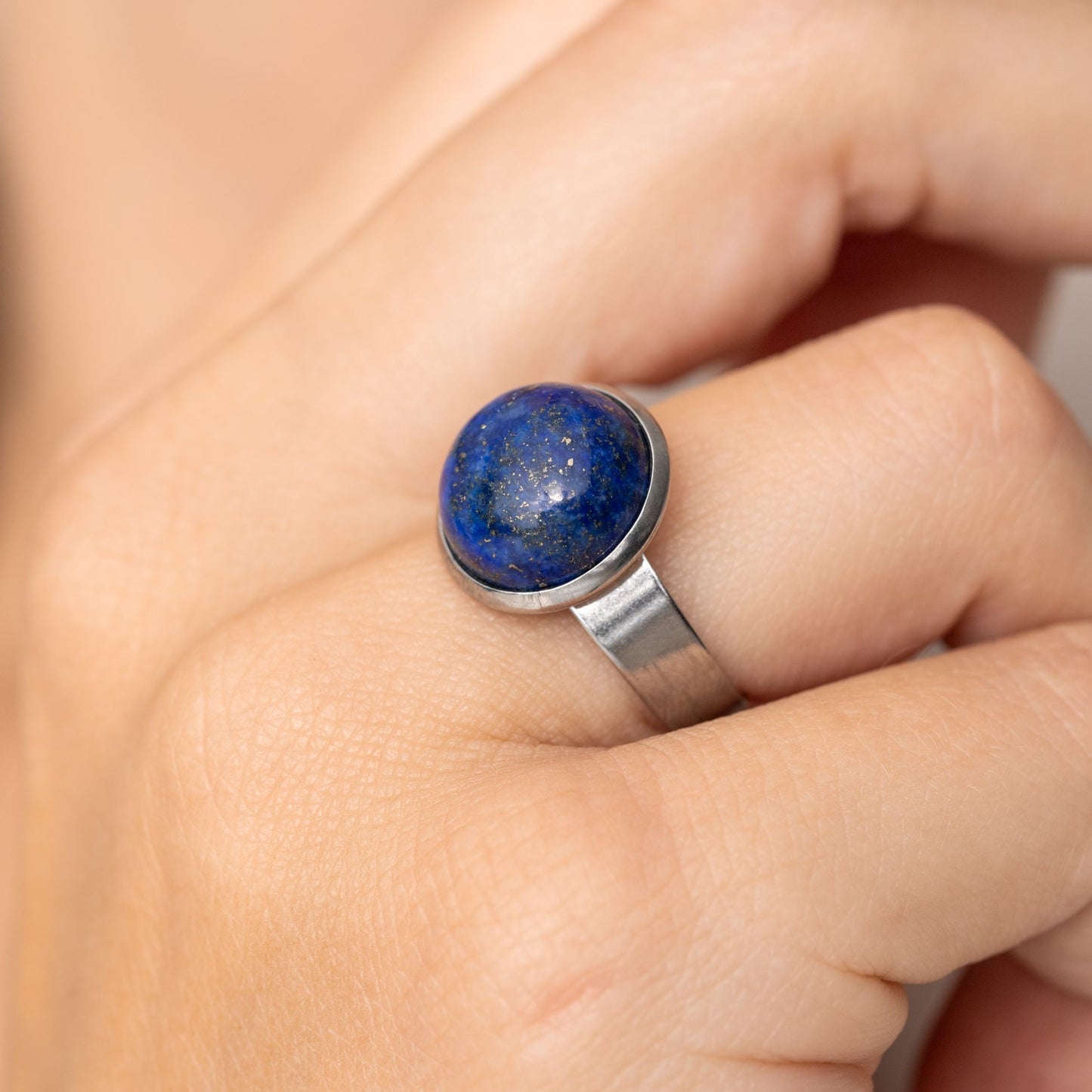 Lapislazuli-Ring – Cabochon-Edelstein – Edelstahl – Freundschaft