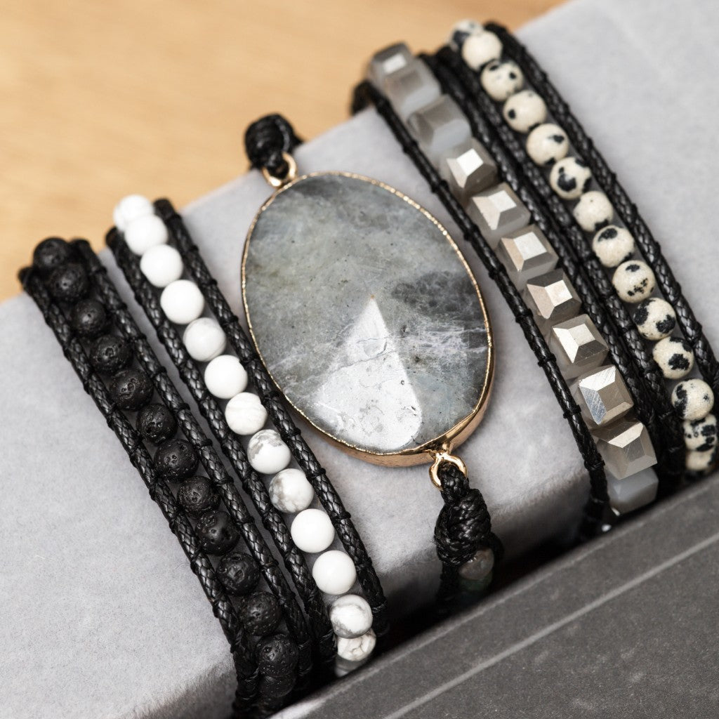 Wickelarmband – Schwarzer Mondstein – grober Schliff – Empathie