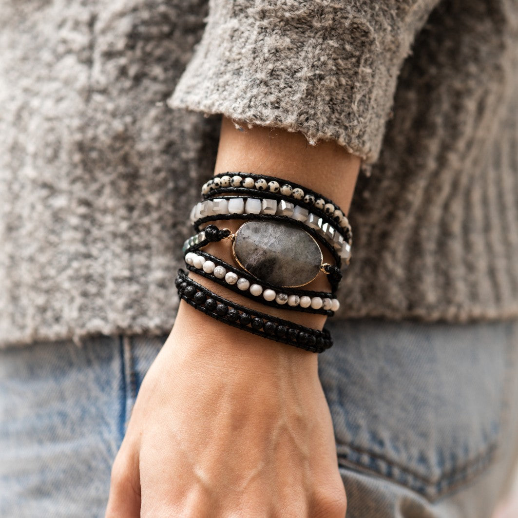 Wickelarmband – Schwarzer Mondstein – grober Schliff – Empathie