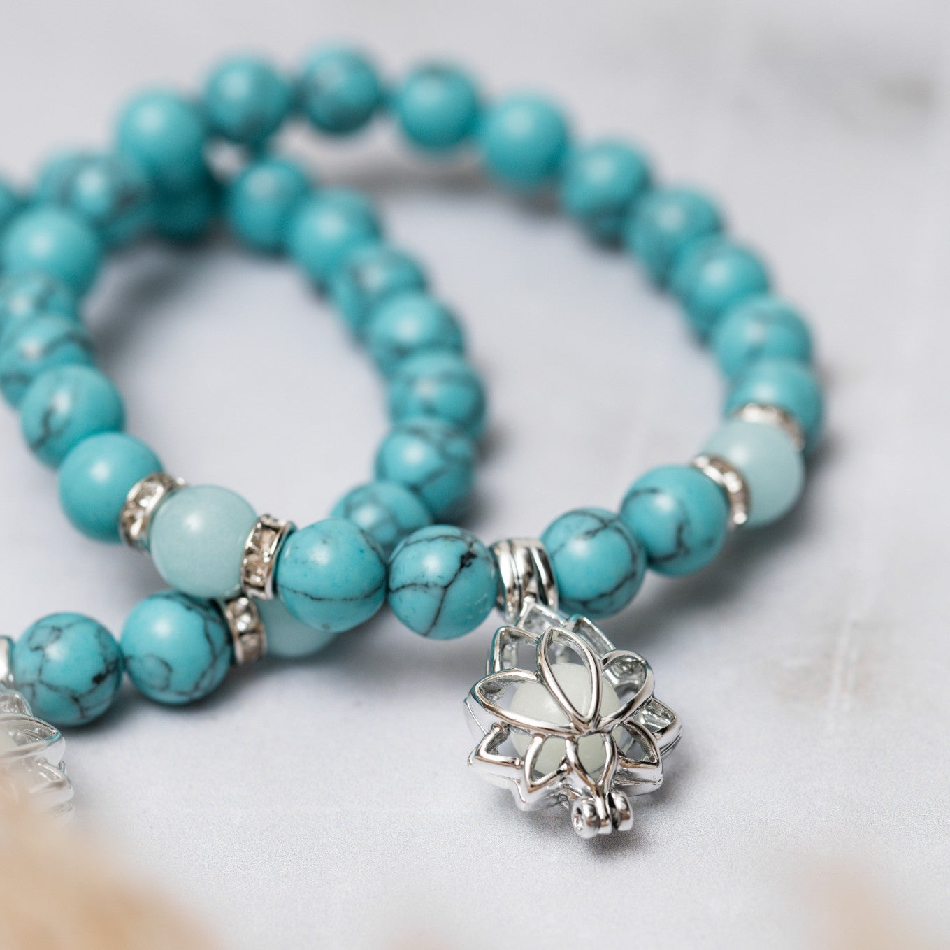 Lotus-Armband – Leuchtend – Turquenit – Befreiung