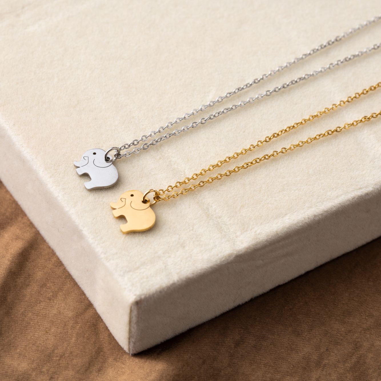 Elefanten-Halskette – Edelstahl – Gold – Weisheit