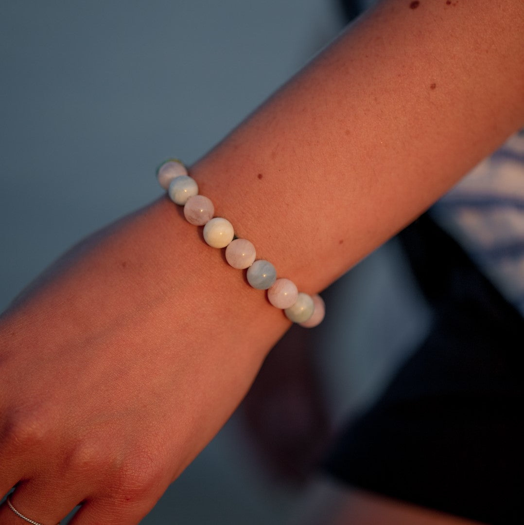 Balance-Armband – natürlicher Morganit und Aquamarin – Pastell – schützend