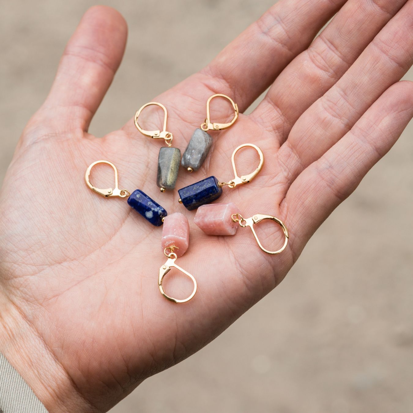 Lapislazuli Ohrringe – Edelstein Ohrringe – Edelstahl Gold – Weisheit