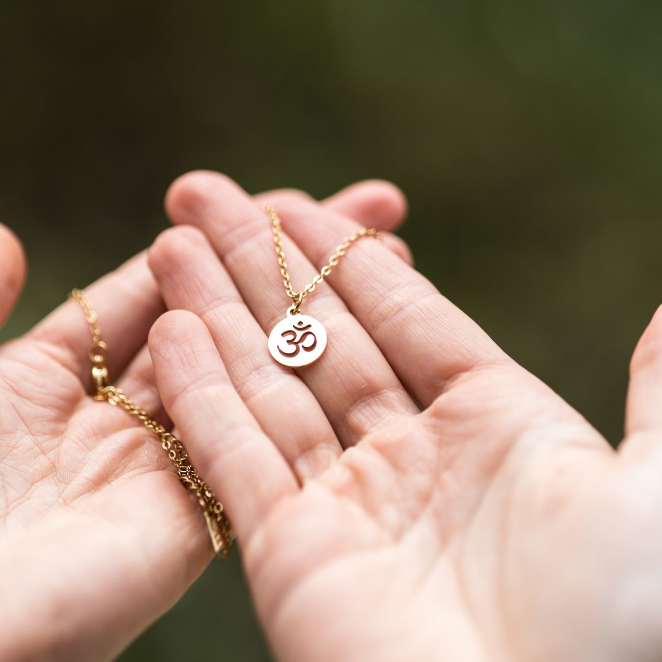 Ohm-Halskette – Edelstahl – Mantra-Münze – Gold
