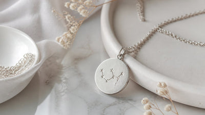 Sternzeichen Schmuck aus Silber: Lohnt sich der Kauf?