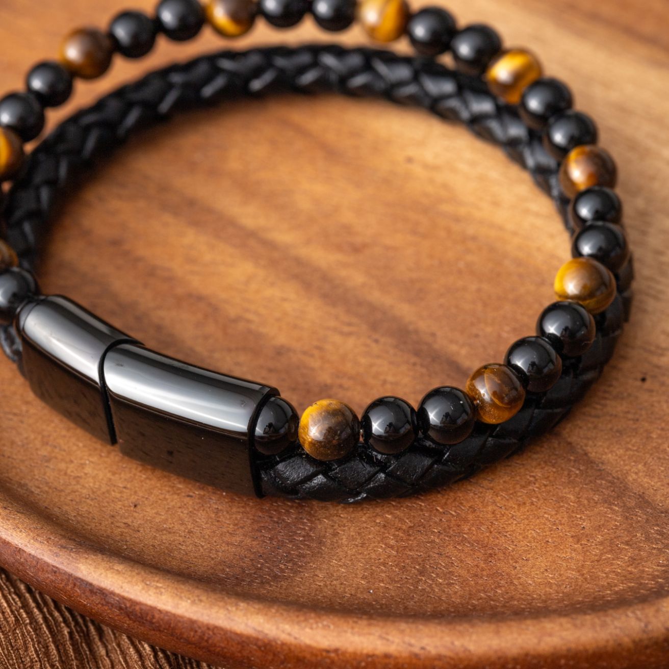 Armband doppelt – geflochtenes Leder – Tigerauge und Onyx – Edelstahlverschluss