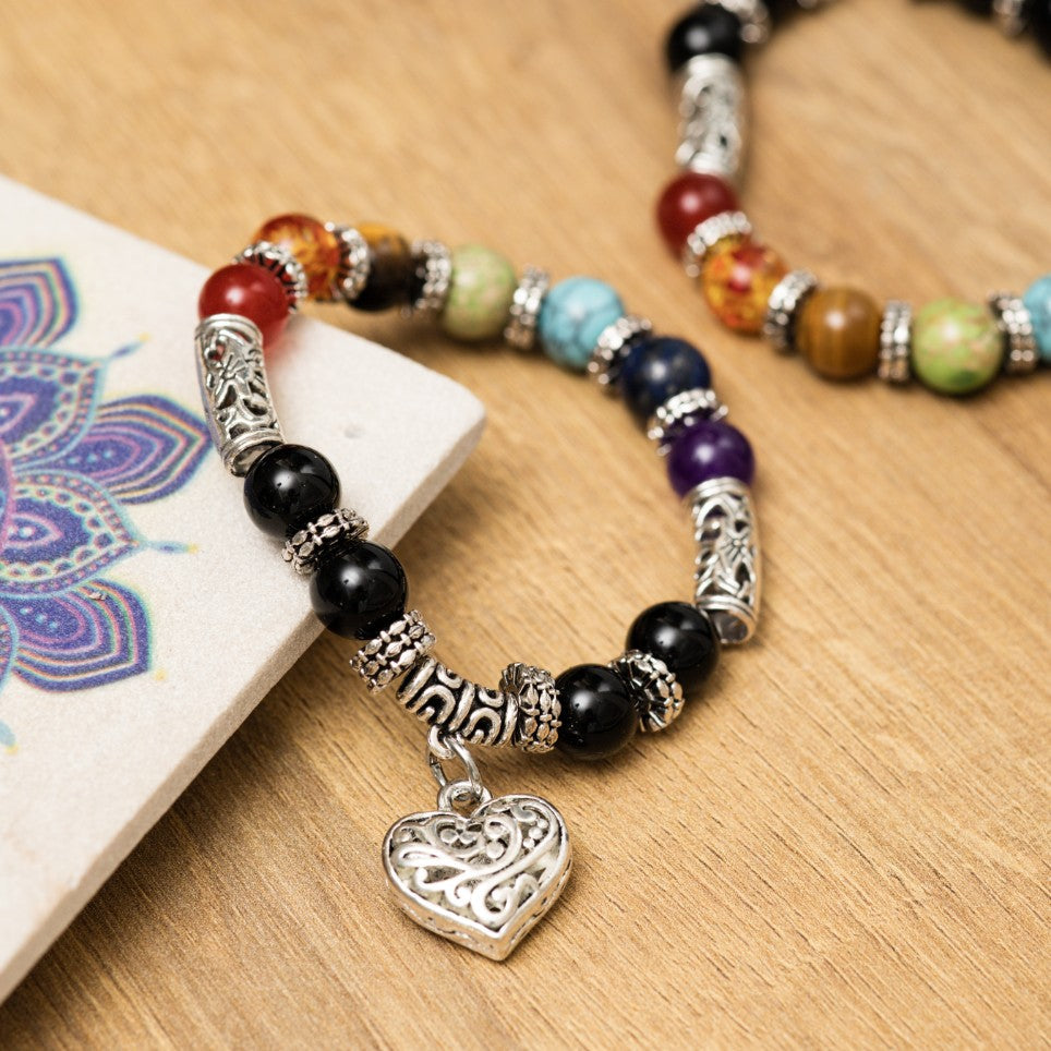 Badu Chakra – Chakra-Armband – Charm-Herz – Wachstum