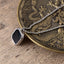 Minimalistische Halskette – Schwarzer Rahmen – Edelstahl – Schwarzer Spiegelanhänger